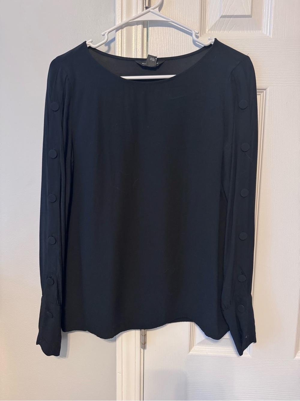 Club Monaco Black Long-Sleeve Button-Sleeve Blouse